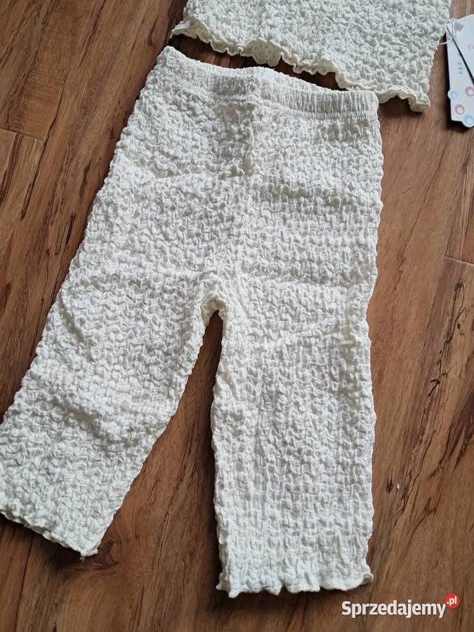 nowe kremowe ubranko dziewczynki ns wzrost 90 Sandomierz