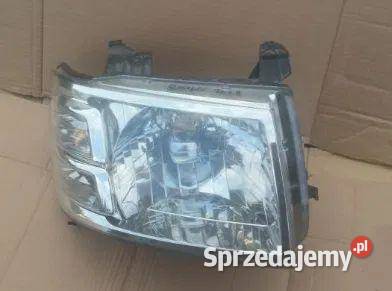 Lampa przednia prawa Ford Ranger II 20062009 osobowe Lampy przednie