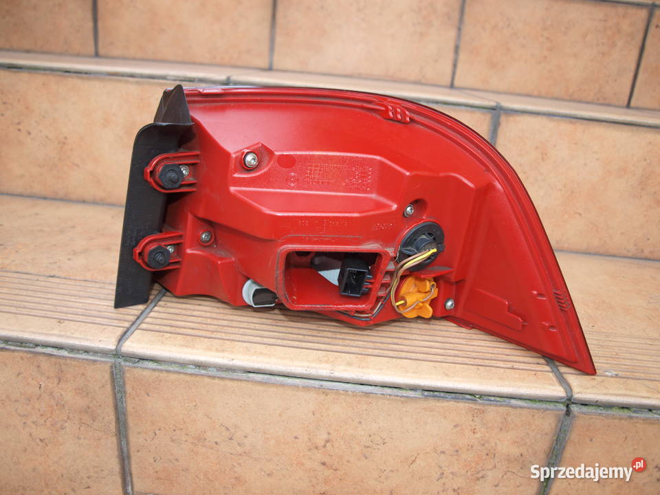 VW Passat B7 Kombi lampa lewa tył Led 2011 2014r Kalisz