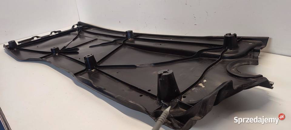 VW TAYRON OSŁONA PODWOZIA LEWA 5QS825201A osobowe