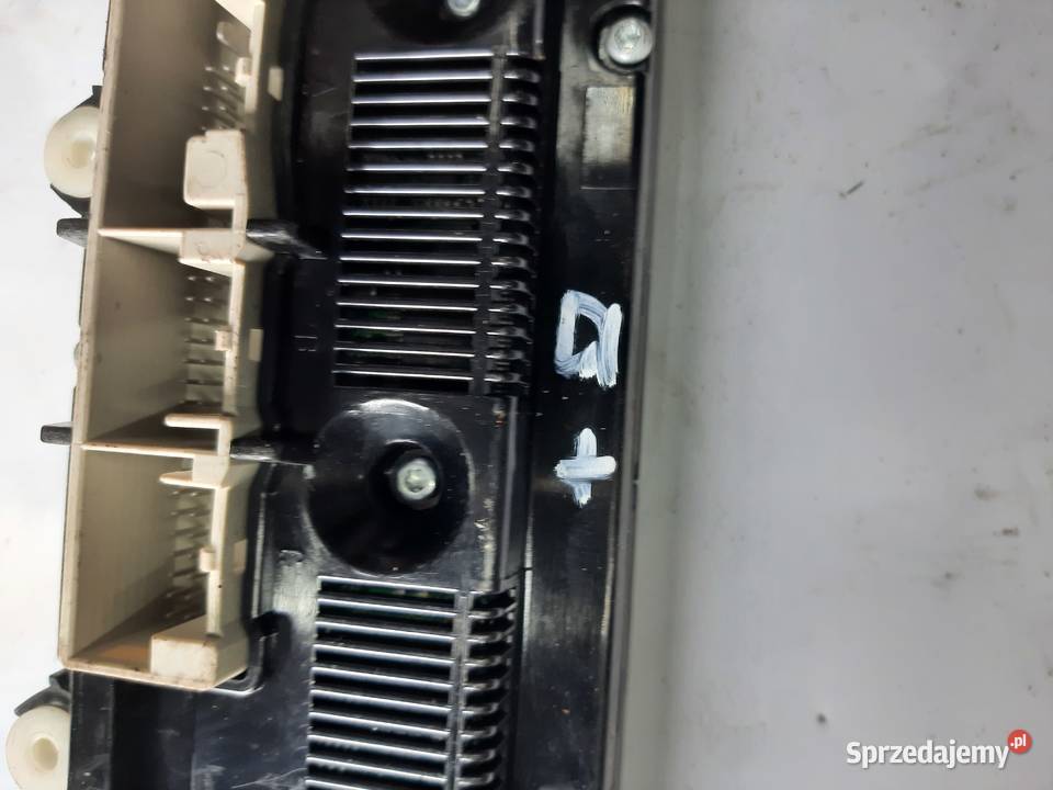 VW Golf Plus panel klimatyzacji nawiewu Ksawerów