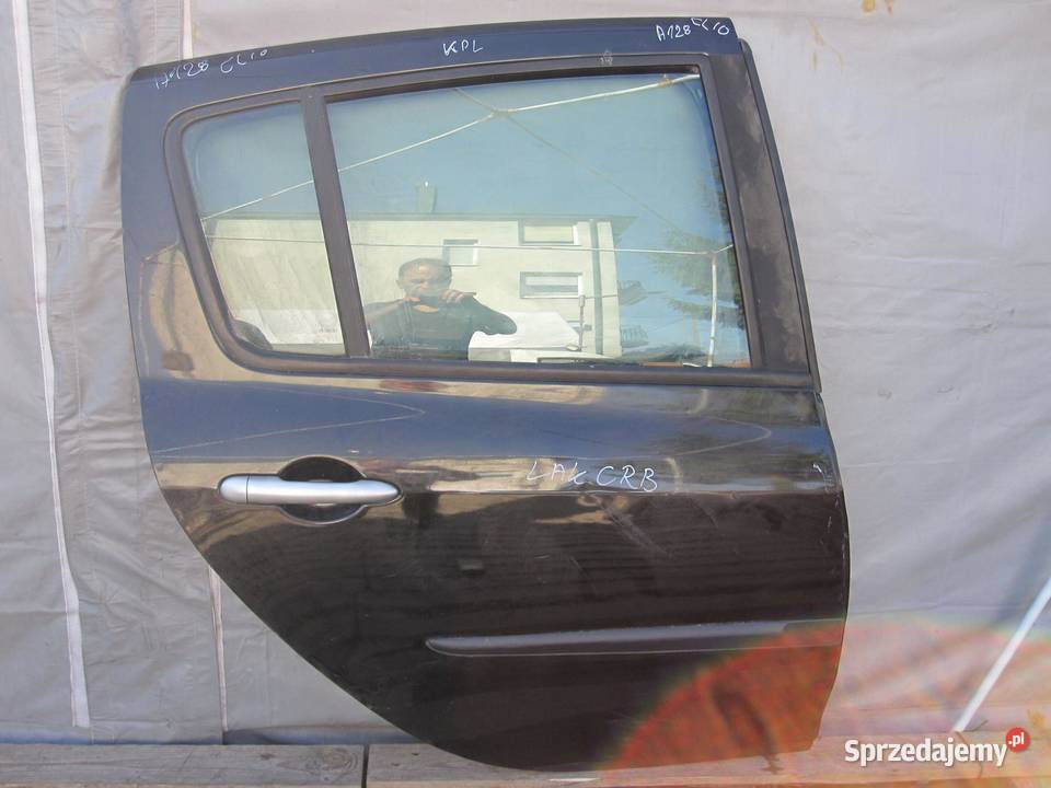 RENAULT CLIO III LIFT 12r drzwi prawe tył