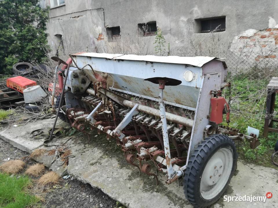 Siewnik poznaniak sprawny nieuszkodzony dolnośląskie Legnica