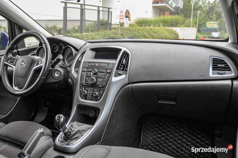 Opel Astra J 16CDTI Salon Lift 2015 r manualna Wrocław sprzedam