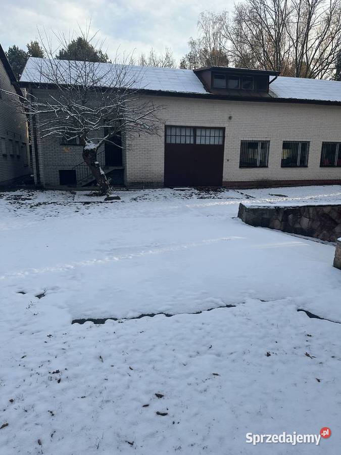 Sprzedam posesję z domem i magazynami Jozefow 2 piętra Józefów sprzedam