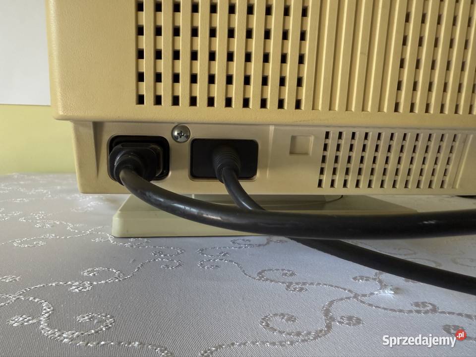 Monitor Commodore 1936LR Retro Vintage 14 CRT