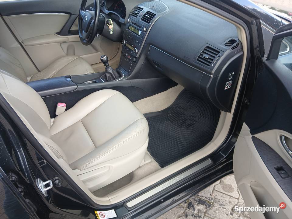 Toyota Avensis 20 d4d xenon jasne skóry Lębork