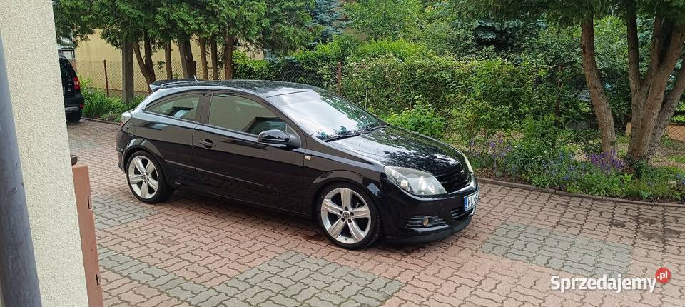 Opel Astra GTC 18 welurowa tapicerka Wieliszew