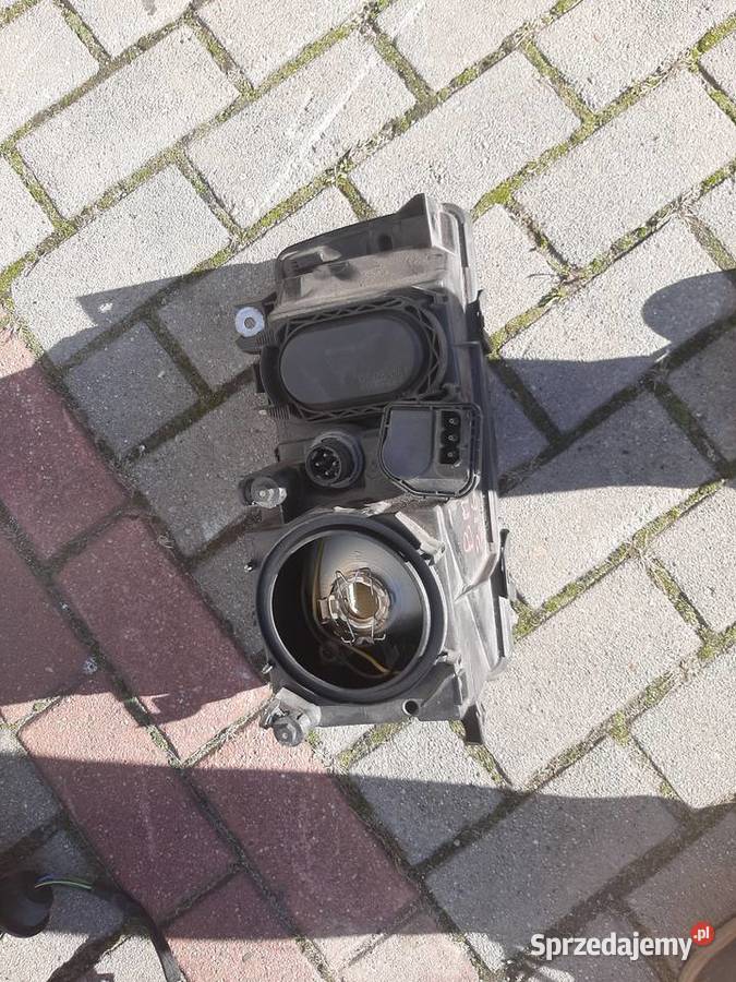 Lampa lewa BMW e36 uszkodzona osobowe Sosnowiec sprzedam