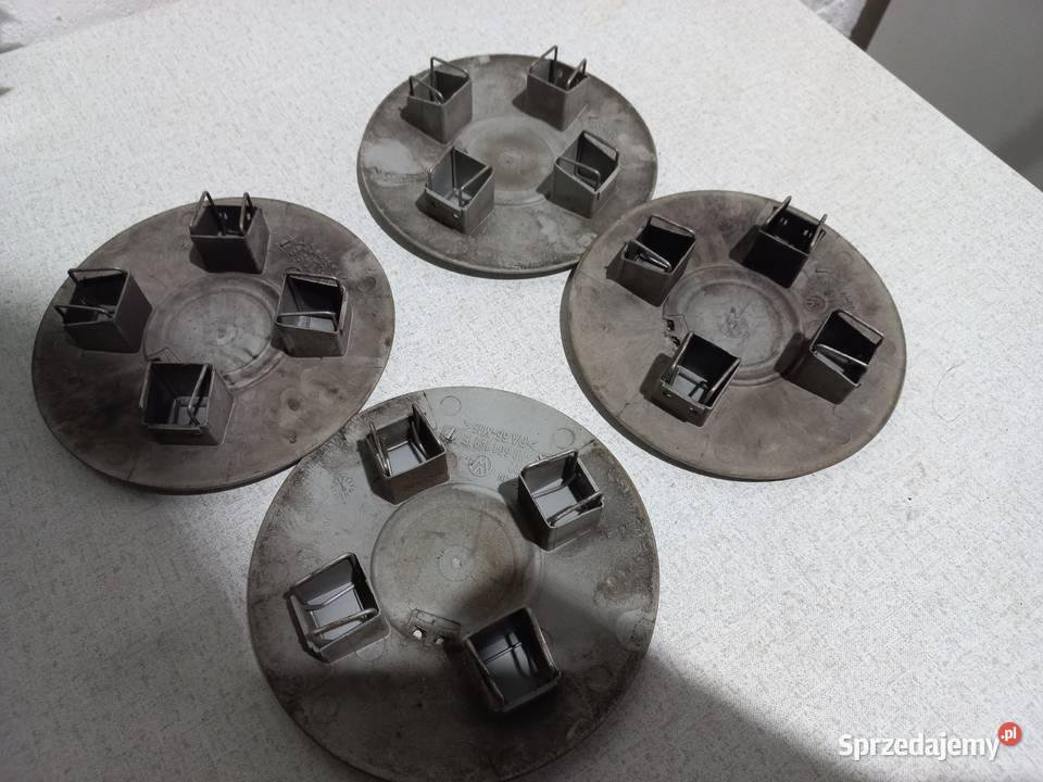 Dekielek kołpak VW 6N0 601 149E PA 66M15 Przasnysz