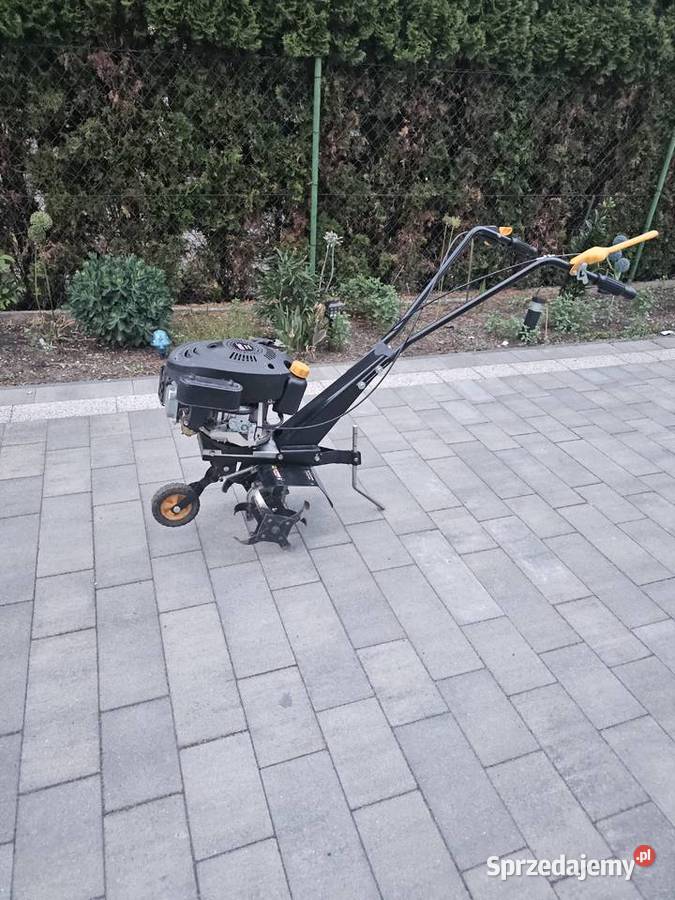 Glebogryzarka spalinowa firmy NAC dolnośląskie Góra