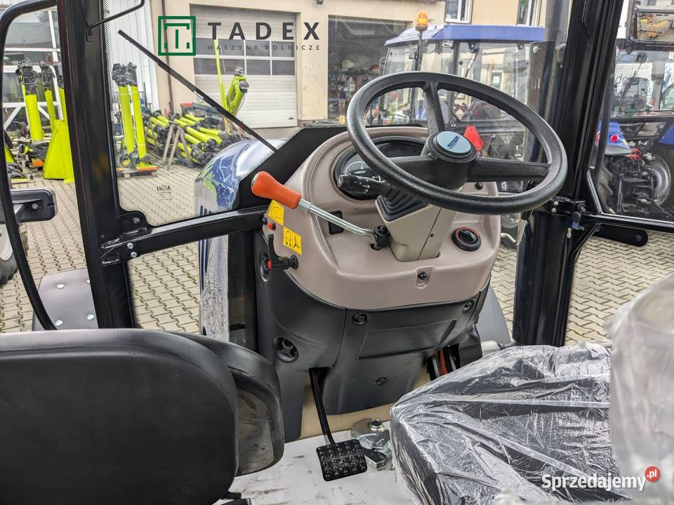 Ciągnik rolniczy FARMTRAC 680DT V Dostępny ręki Opatówek