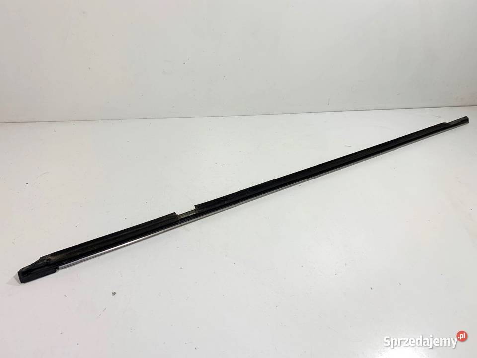 LISTWA ZGARNIAJĄCA PRZÓD PRAWY CITROEN C5 III Listwy