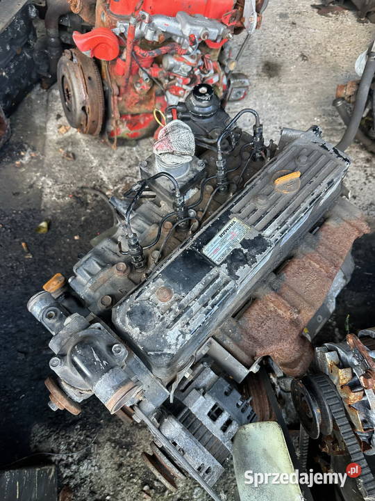 wózek widłowy silnik 4cylindrowy YANMAR 4TNE98