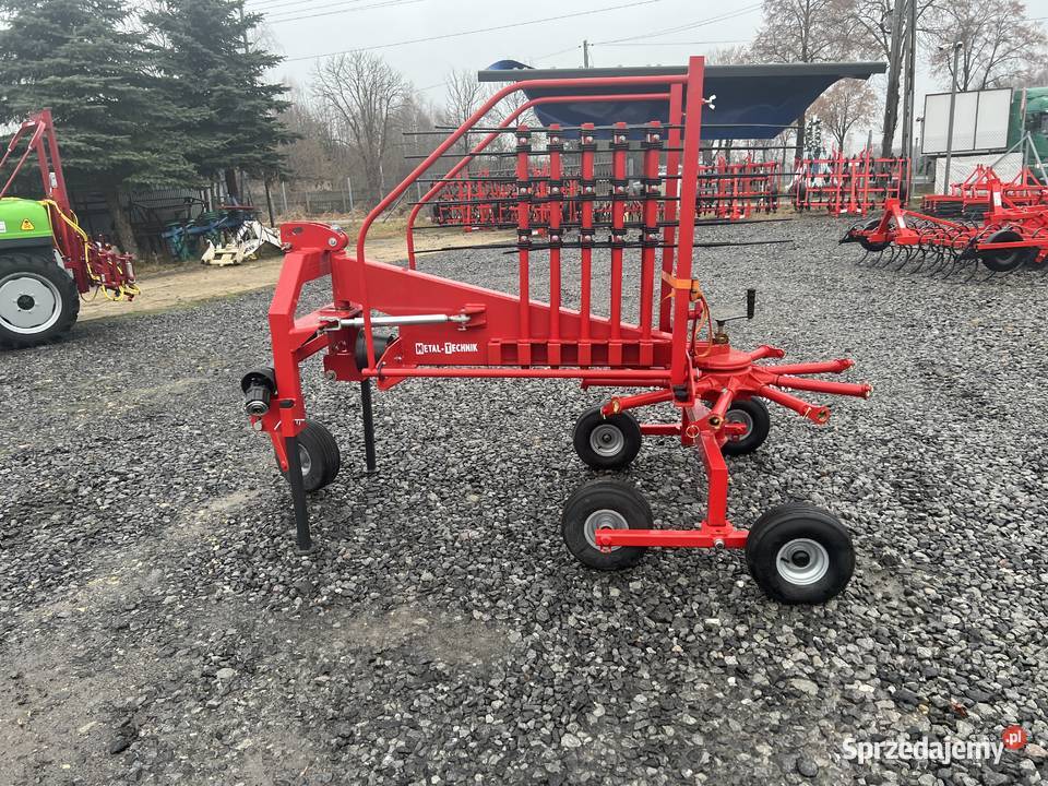 Zgrabiarka karuzelowa METALTECHNIK 35 m 42 m