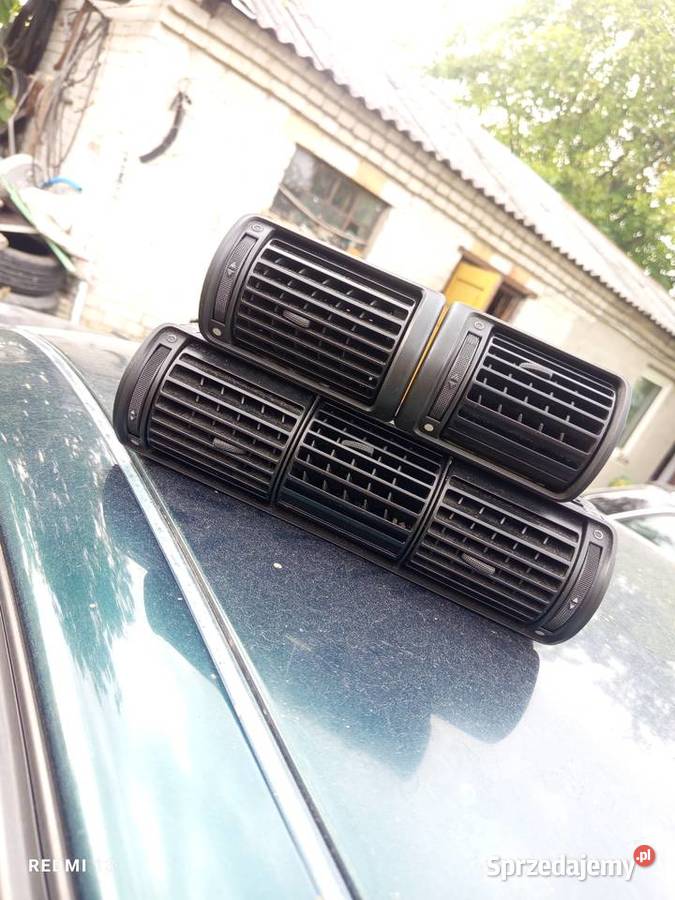Kratki nawiewu audi a4b5 Rok produkcji 1995 Wierzbica-Osiedle
