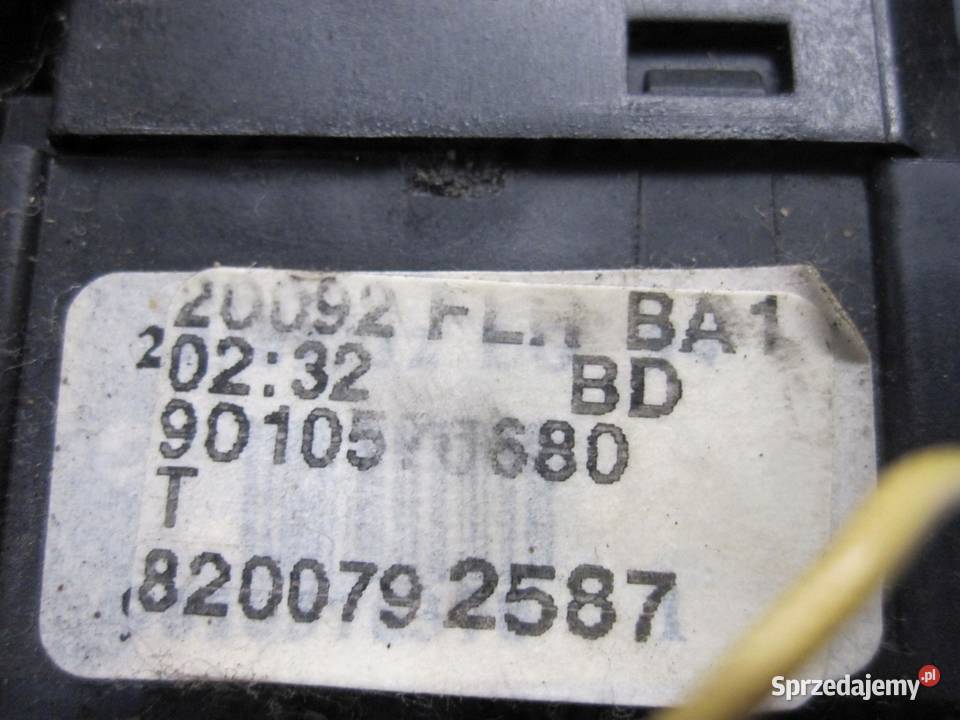 DACIA DUSTER I 13r przełącznik zespolony