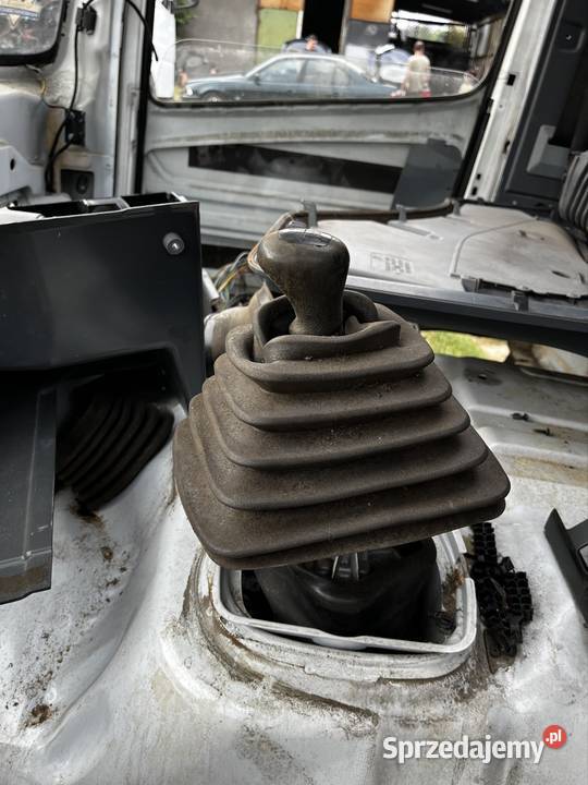 Lewarek zmiany biegów hydrauliczny z połówkami ciężarowe Janówek Drugi