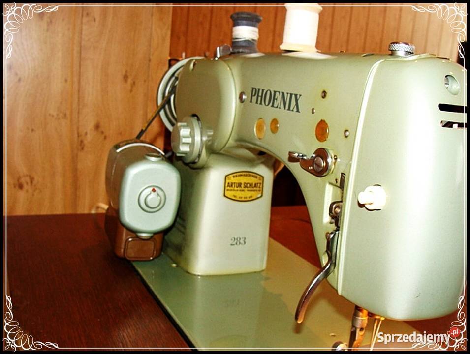 Stara maszyna do szycia Phoenix w oryginalnym Żary
