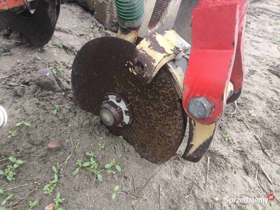 Siewnik punktowy do kukurydzy Becker Aeromat 8 podlaskie Hajnówka