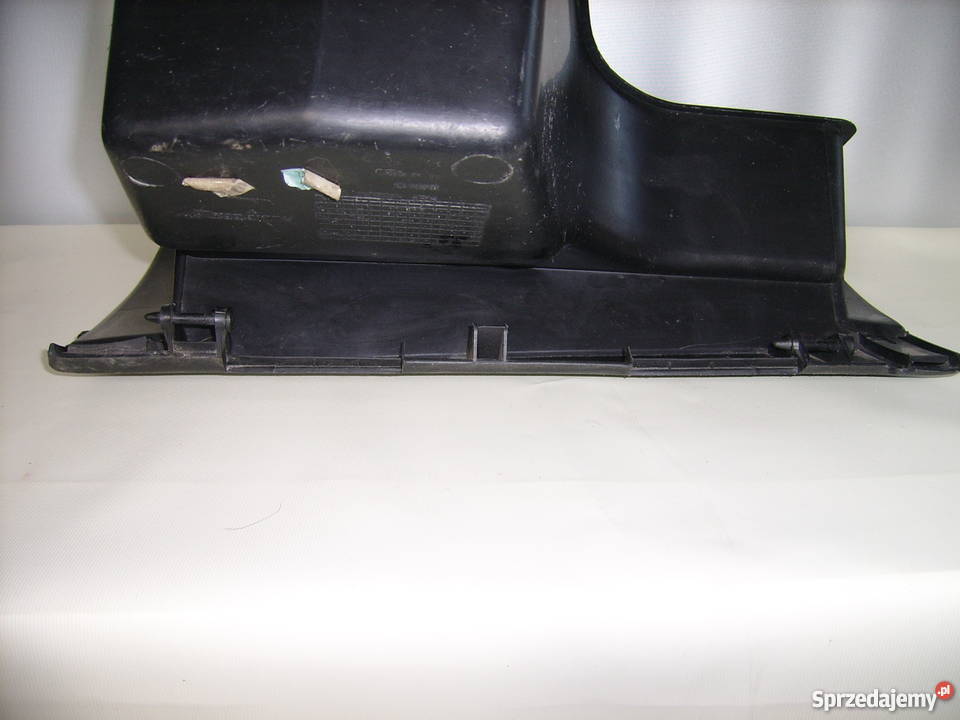 Schowek pasażera prawy deski rozdzielczej Peugeot 306 lift