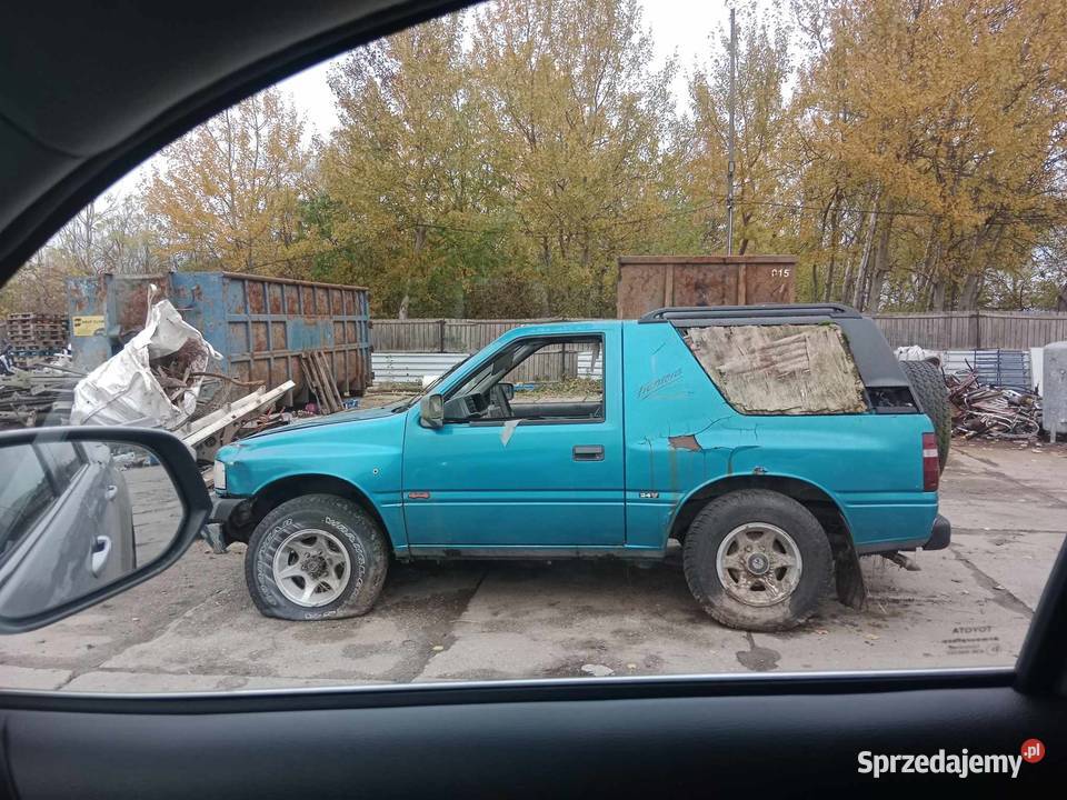 Opel Frontera Sport 20 8v c20ne części hak Samochody na części Wiązów