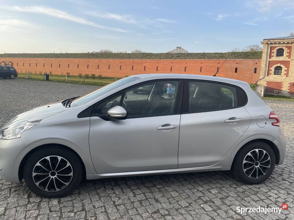 PEUGEOT 208 14 HDI 68KM Samochody osobowe lubelskie sprzedam