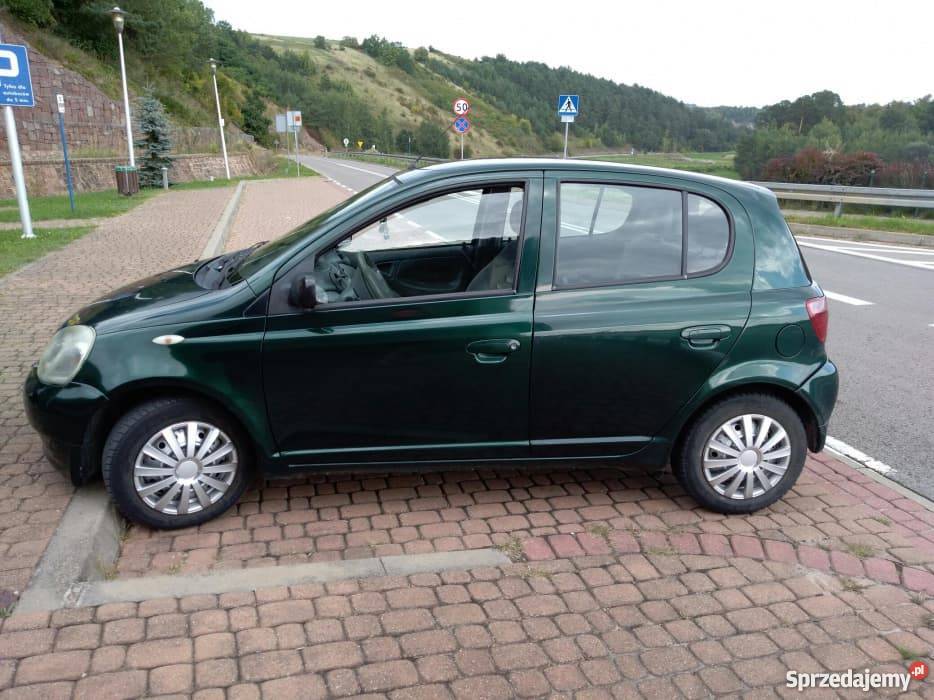 Sprzedam Toyotę Yaris produkcji 2000 1000cm3 Ostrowiec Świętokrzyski sprzedam