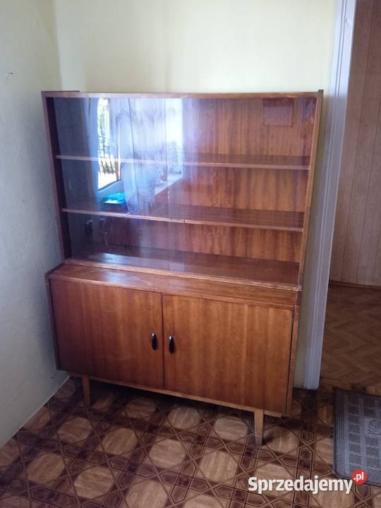 Serwantka drewniana retro z lat 70 do lekkiej Starachowice
