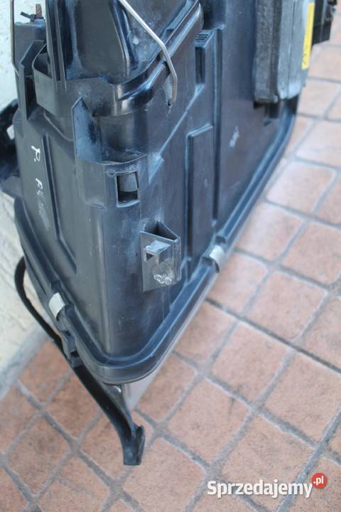 LAMPA PRAWY PRZÓD XENON AUDI A6 C5