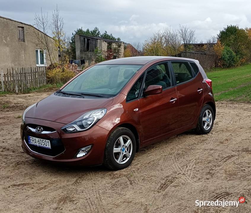Hyundai ix20 14 iX 20 benzyna jasne wnętrze Silniczka