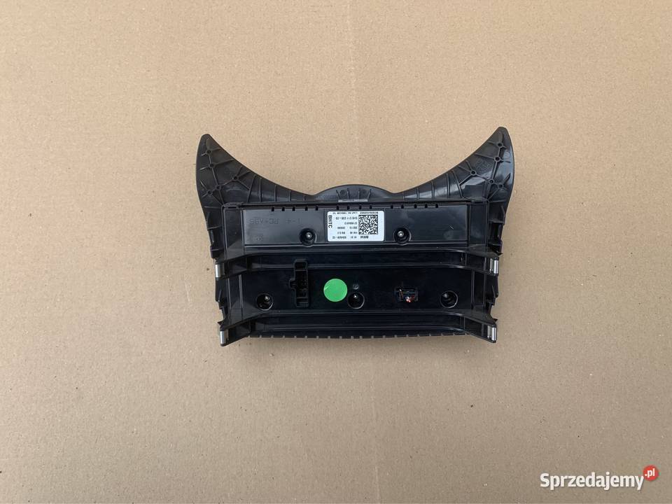 Panel nawiewu klimatyzacji 9354509 mini cooper Rok produkcji 2016 sprzedam