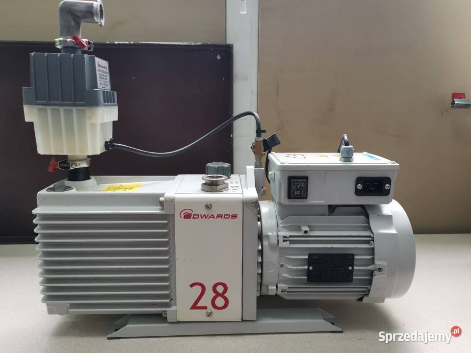 Pompa próżniowa Edwards E2m28 z 2015 roku sprzedam