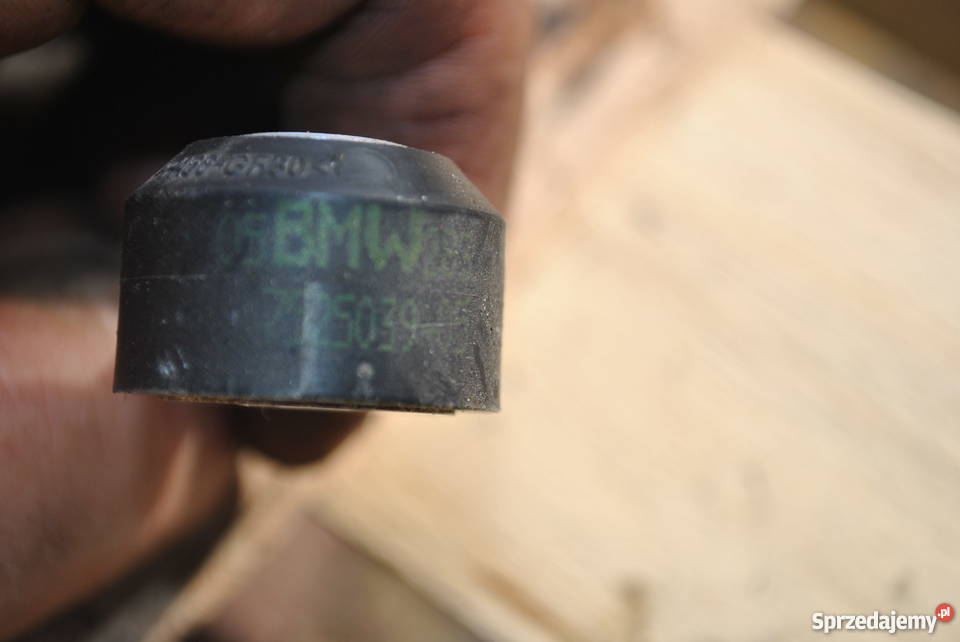 Czujnik stukowy BMW E60 F01 E90 E87 R65 25I 30I Poręba