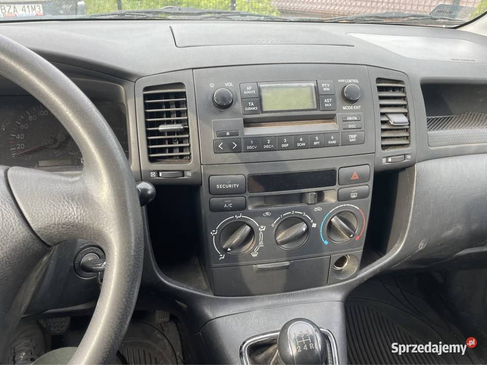 Toyota Corolla Verso 20d4d 90 klimatyzacja Hak sprzedam