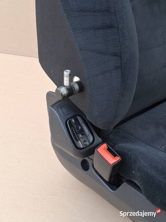 MERCEDES ACTROS MP4 FOTEL KIEROWCYWENTYLOWANY