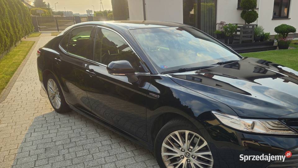 Toyota Camry 25 Executive Gwarancja Bezwypadkowy Biała-Parcela sprzedam
