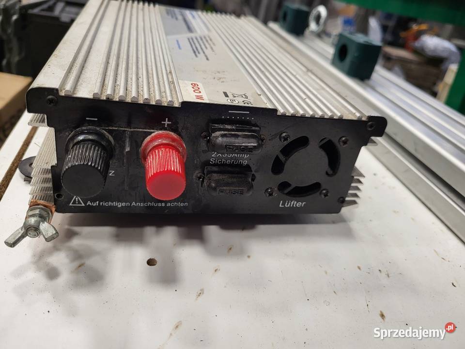 Cartrend przetwornica napiecia 12V 230V 600W Mikołów