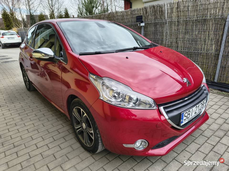 Peugeot 208 2014r Zarejestrowany Nawigacja Meszna sprzedam