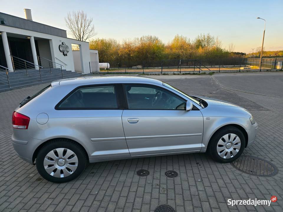 Audi a3 16 benzyna zadbane z 2006 roku łódzkie Kutno