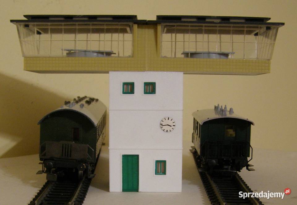 Domek na makietę 8 kolejka nastawnia kolejowa Łódź