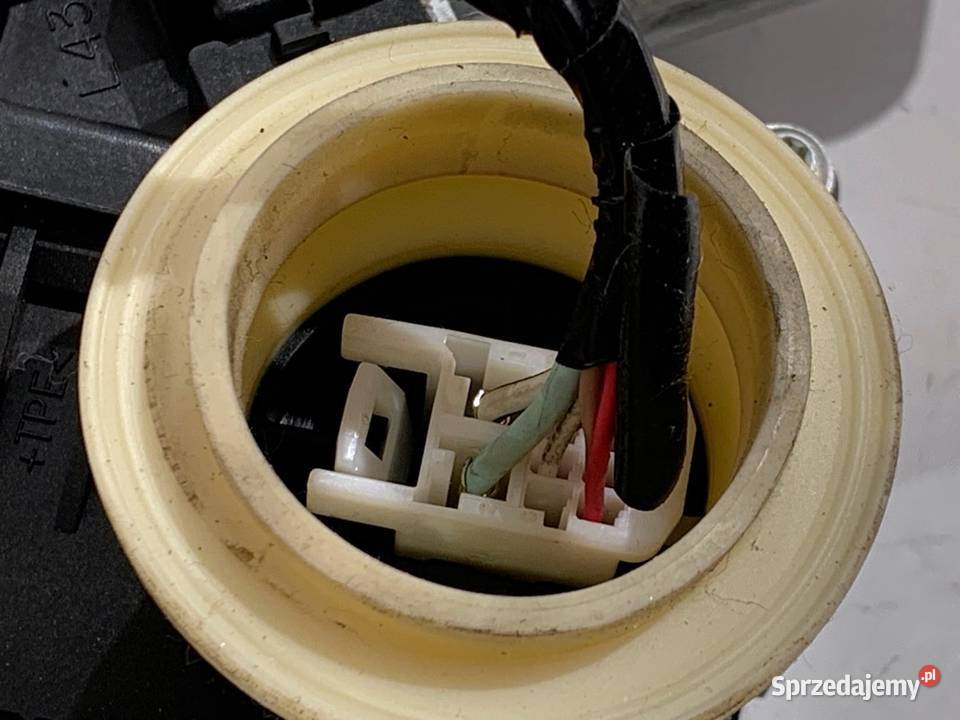 PODNOŚNIK SZYBY LEWY PRZÓD TOYOTA YARIS II