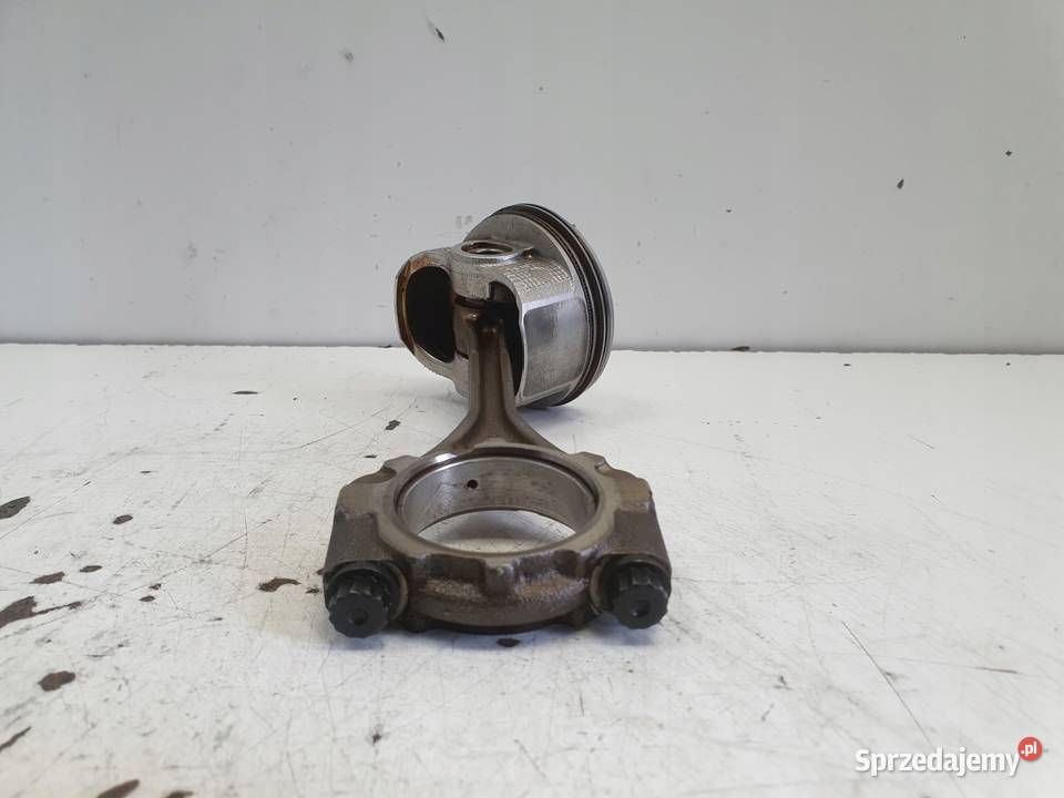 Toyota Yaris III 15 H HYBRID TŁOK KORBOWÓD 1NZ osobowe Motoryzacja Chełm