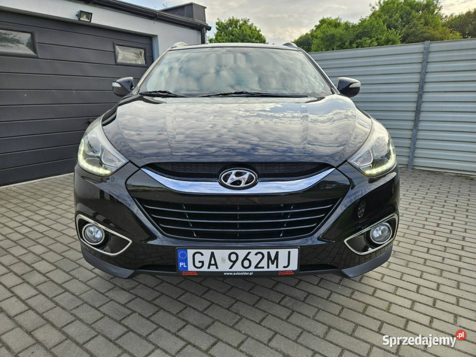 Hyundai ix35 17 CRDi 116 skóry LED zadbany pomorskie sprzedam