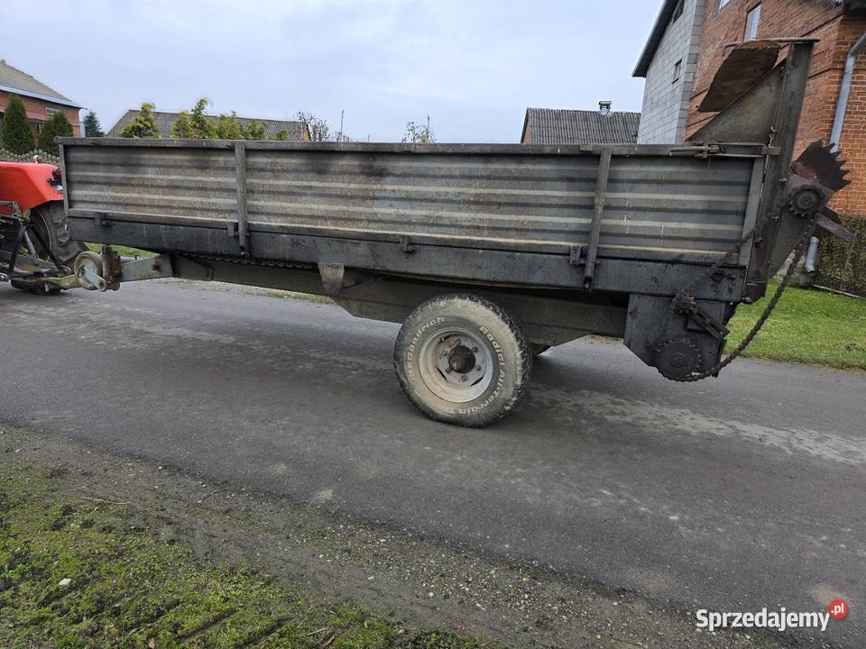 Rozrzutnik obornika jednoosiowy czarna Samborzec
