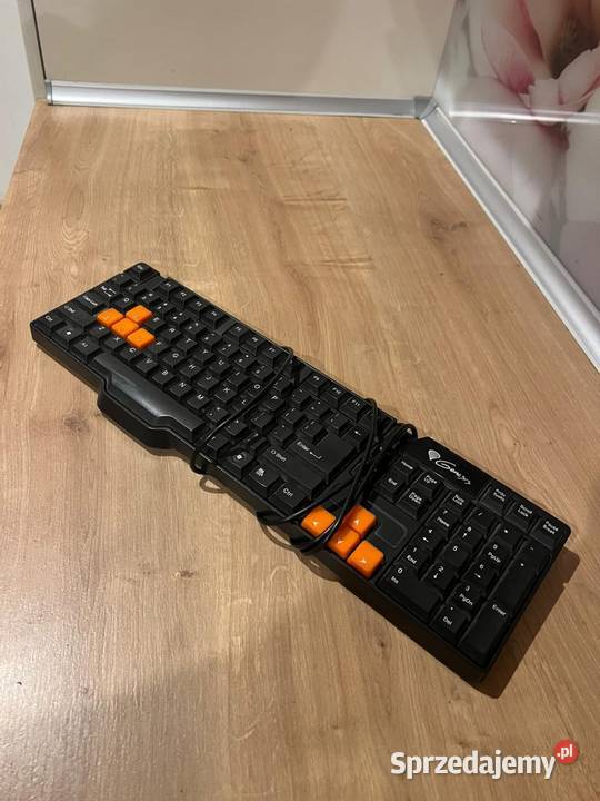 Świetna wygodna Klawiatura Genesis z pomorskie Gdańsk sprzedam