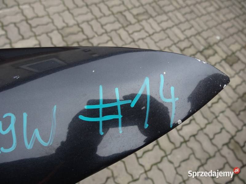 AUDI A8 D2 9902 BLOTNIK PRAWY PRZOD LZ9W Przemęt