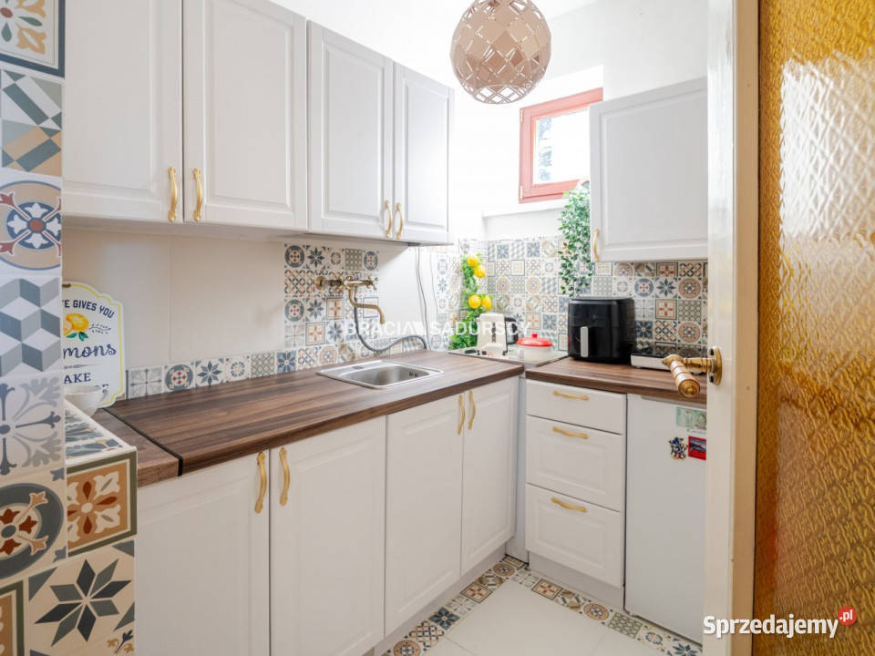 sprzedaży domu wolnostojącego 139m2 Chorowice 910m2 sprzedam