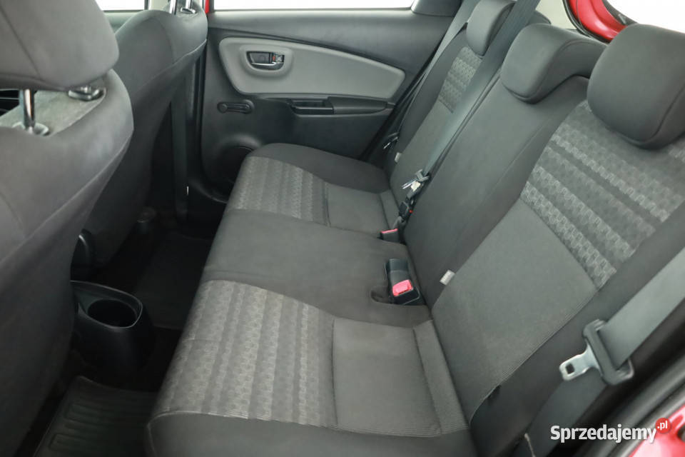 Toyota Yaris 15 Hybrid nieuszkodzony mazowieckie Piaseczno