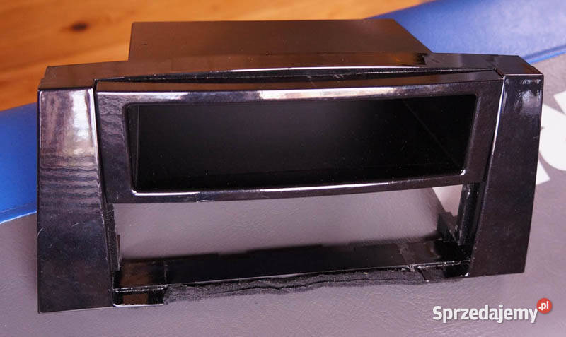 Półka konsola schowek Mercedes E klasy ramka Kielce